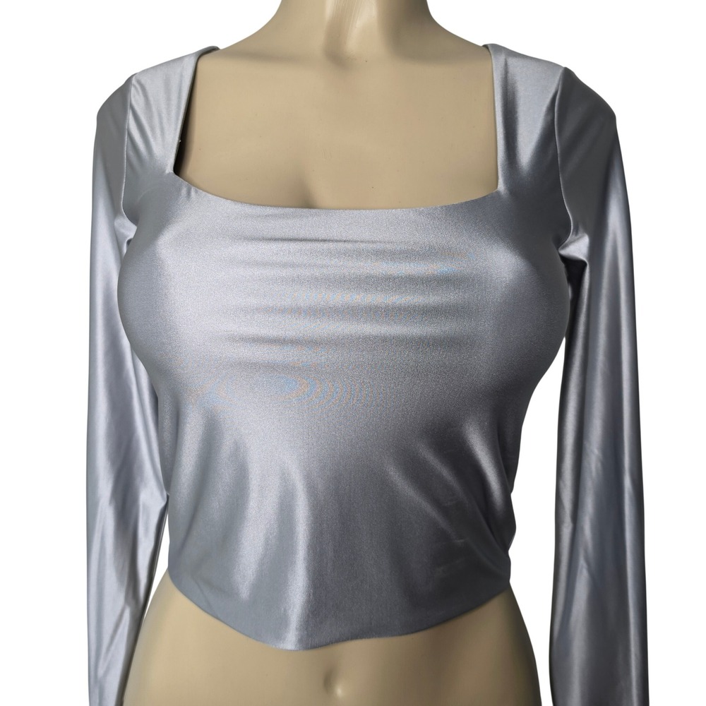 Babaton Top Women S Silver Metallic Square Neck Long Sleeve Crop Top Aritzia